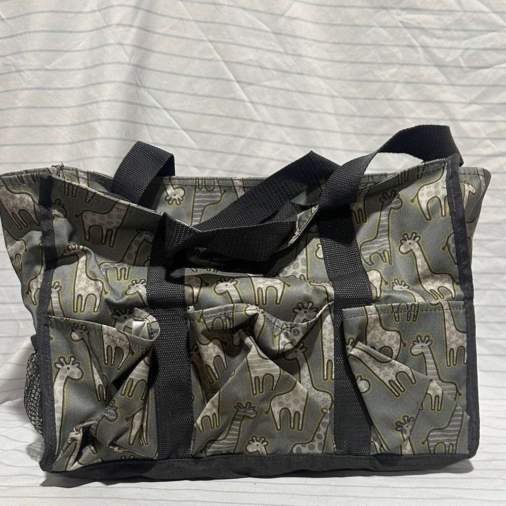 Thirty-One Giraffe Print Organizing Utility Tote/diaper bag